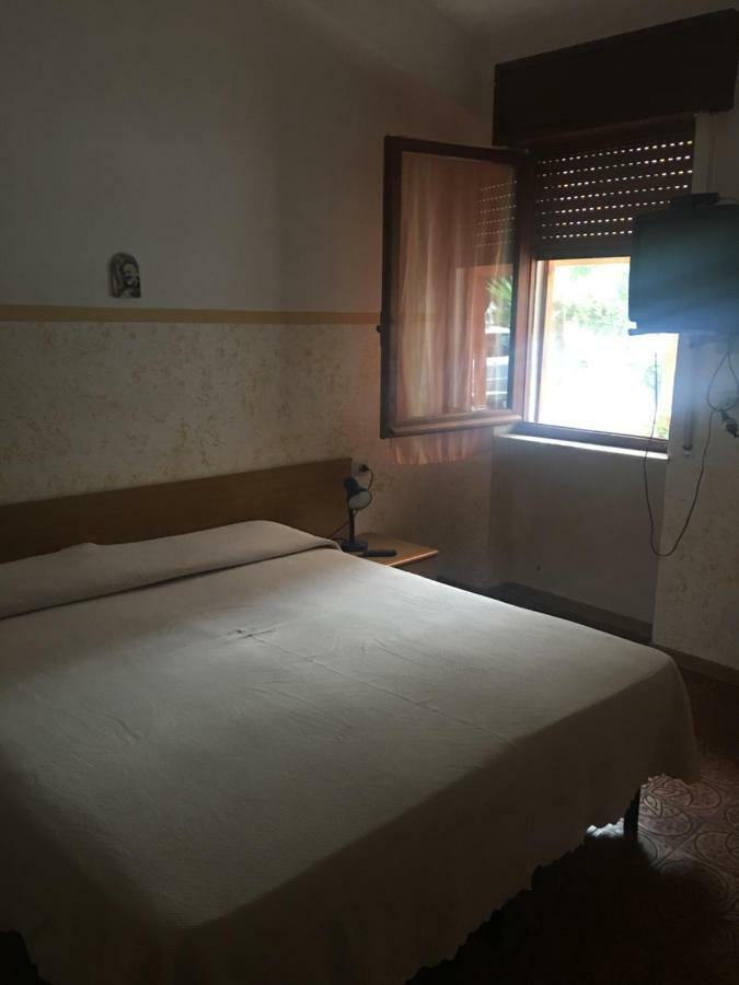 Residence La Quiete Taureana ภายนอก รูปภาพ